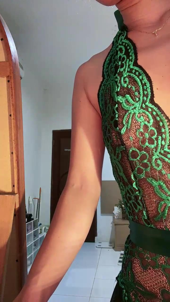 Jessy Tocil Nungging Ingin Disodok Anu ID 35332468 Mango