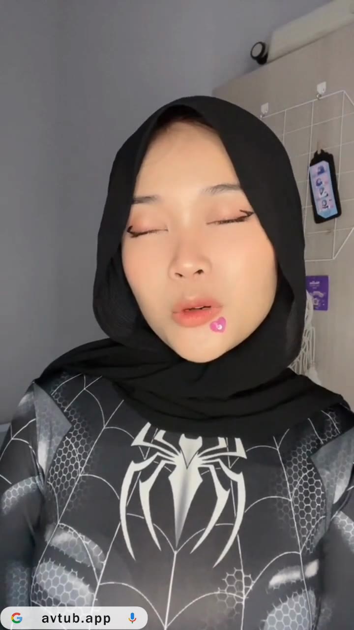 Melet Sheii Anathema Spiderwoman Mode Barbar Trakteer