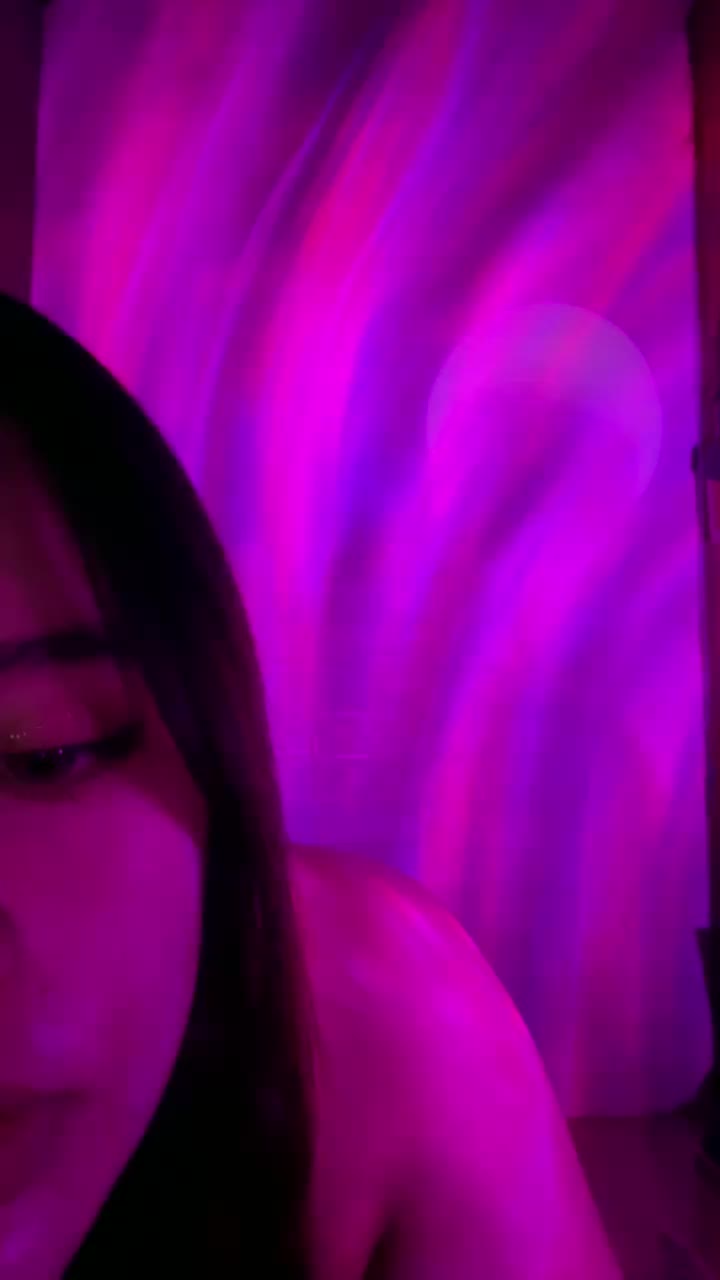 Pentil Bella Ngangkang Spill Memek ID 88986994 Mango